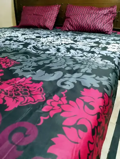 GUL AHMED premium quality bedsheets soft cotton in famous color only 1 left buy now fast